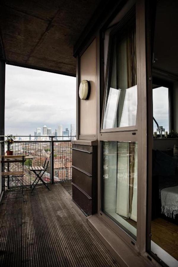 Whitechapel Two Bedroom Luxury Apartment - Free Private Parking - City Views London Exterior photo