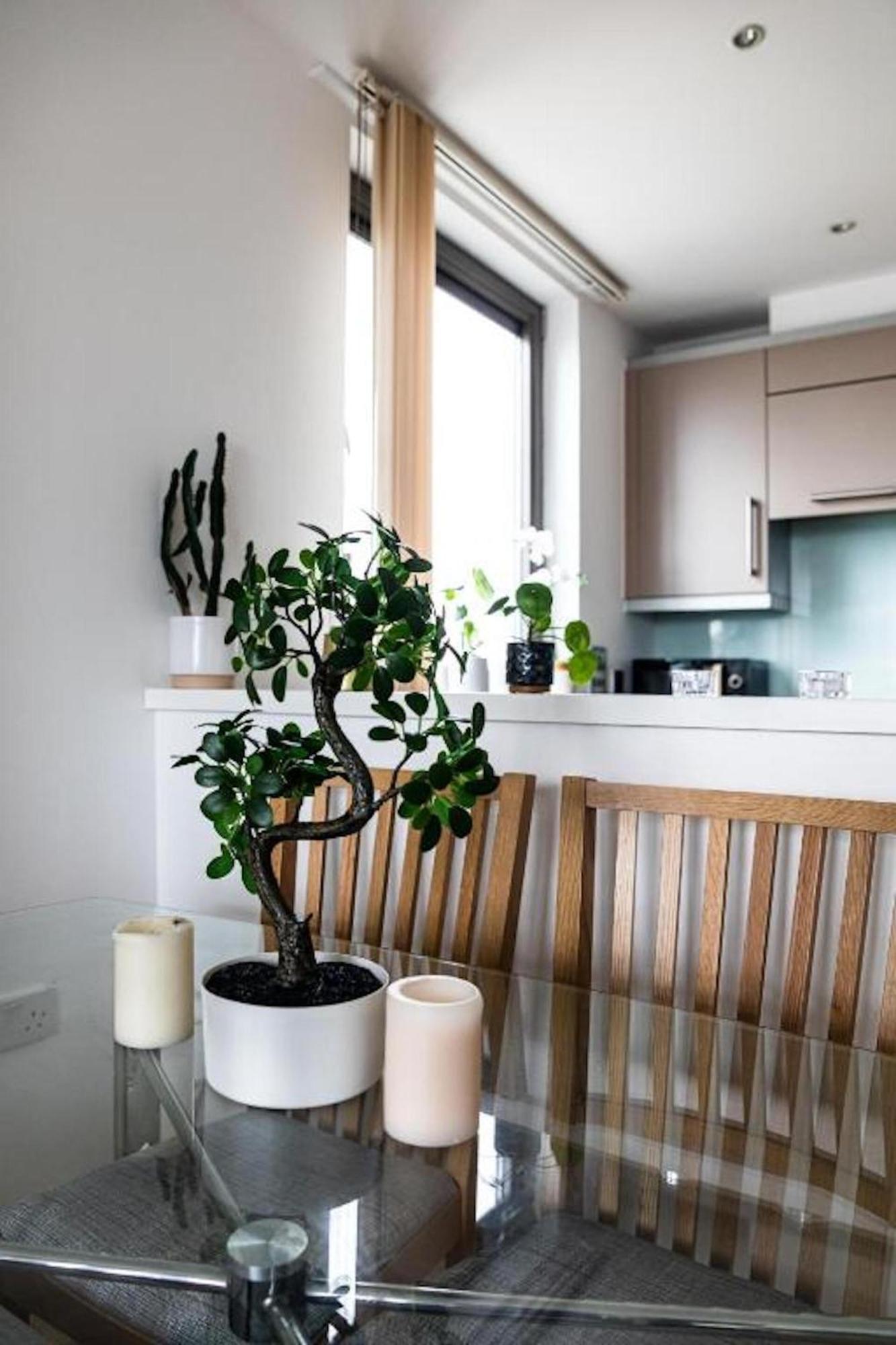 Whitechapel Two Bedroom Luxury Apartment - Free Private Parking - City Views London Exterior photo